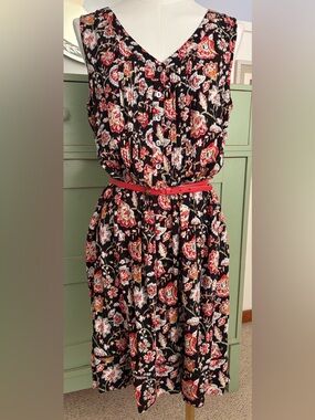 J Jill Pintuck V-Neck Floral Sleeveless Sundress in Rayon w 5-Button Closure(M)